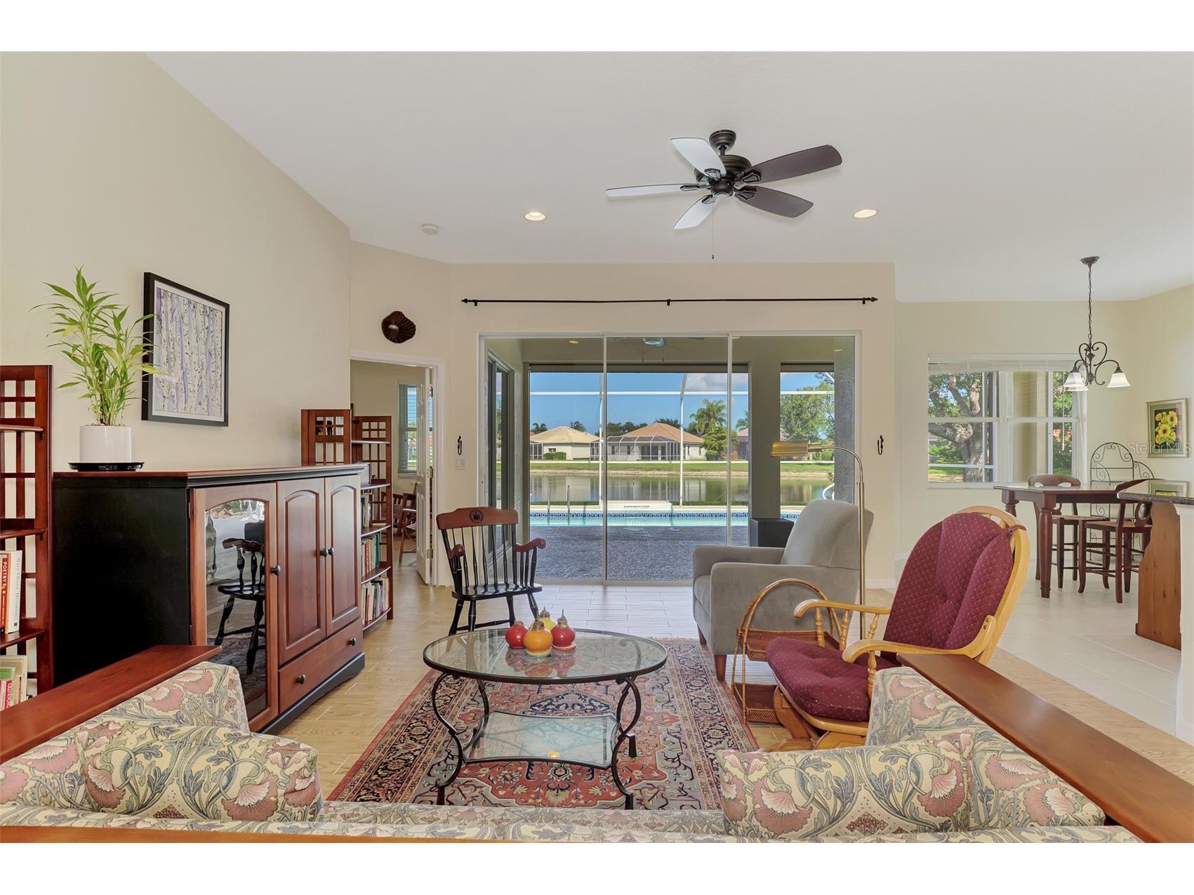 5153 Highbury Circle Sarasota FL 34238 A4698015 image17