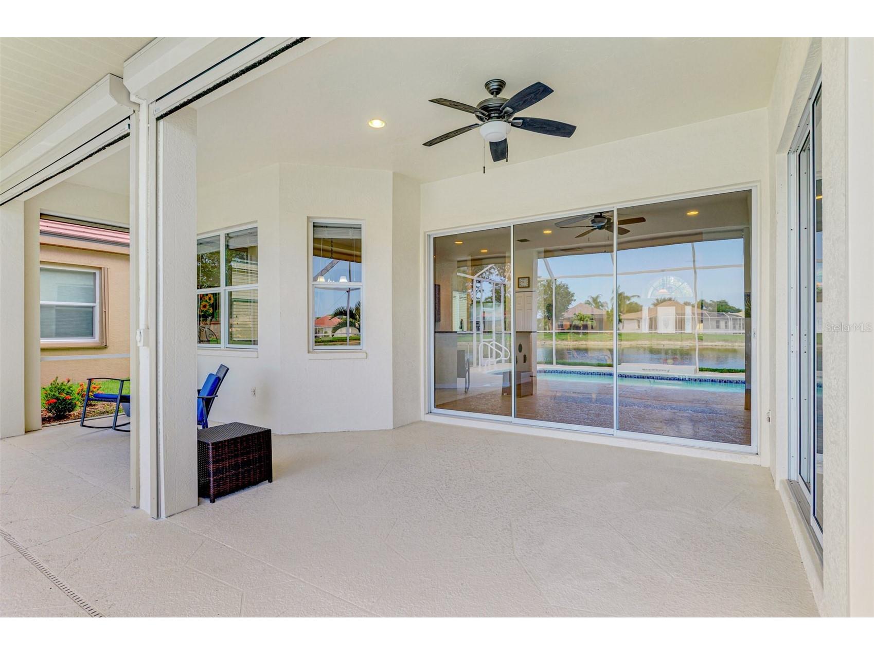 5153 Highbury Circle Sarasota FL 34238 A4698015 image57