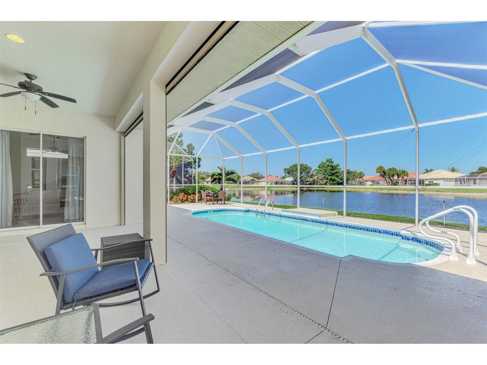 5153 Highbury Circle Sarasota FL 34238 A4698015 image59