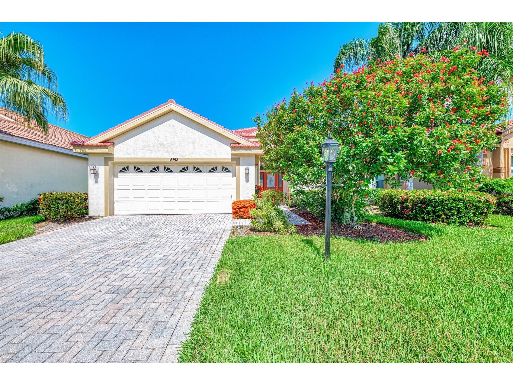 5153 Highbury Circle Sarasota FL 34238 A4698015 image6