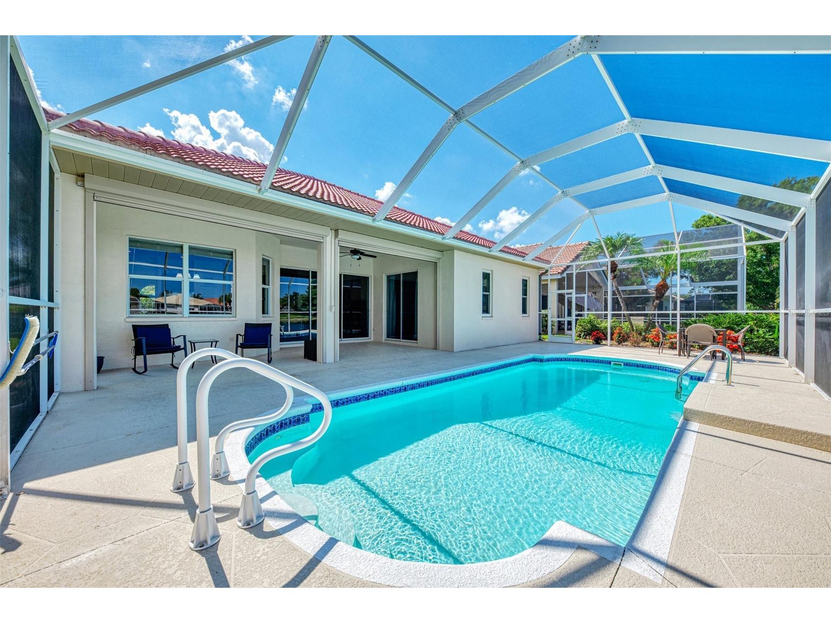 5153 Highbury Circle Sarasota FL 34238 A4698015 image63
