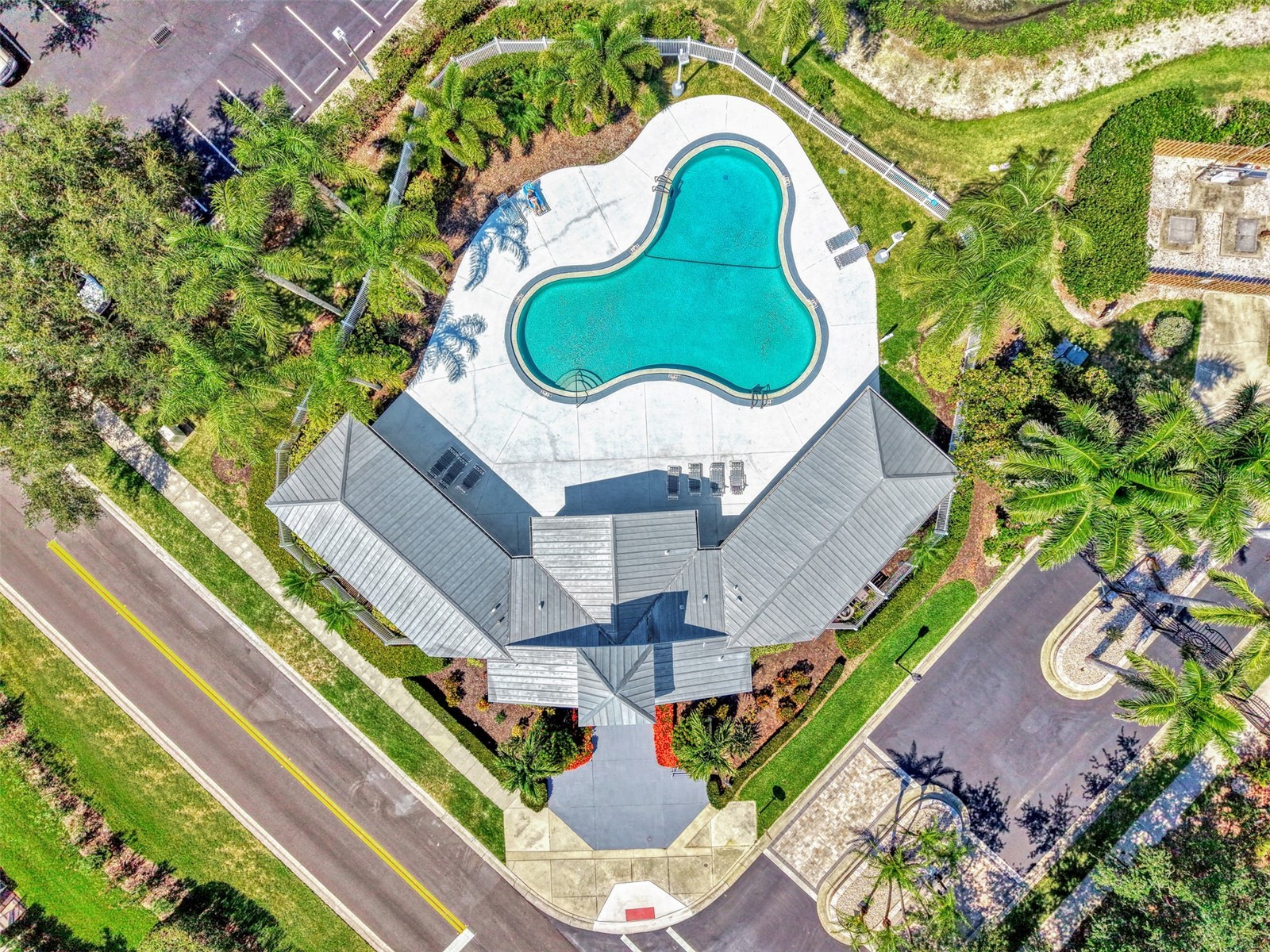 5153 Highbury Circle Sarasota FL 34238 A4698015 image81