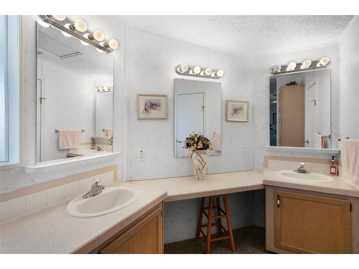 5153 Island View Circle S Polk City FL 33868 P4934531 image32