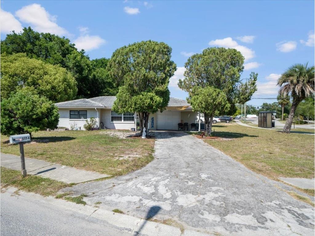 5154 Allamanda Drive New Port Richey FL 34652 W7875913 image1
