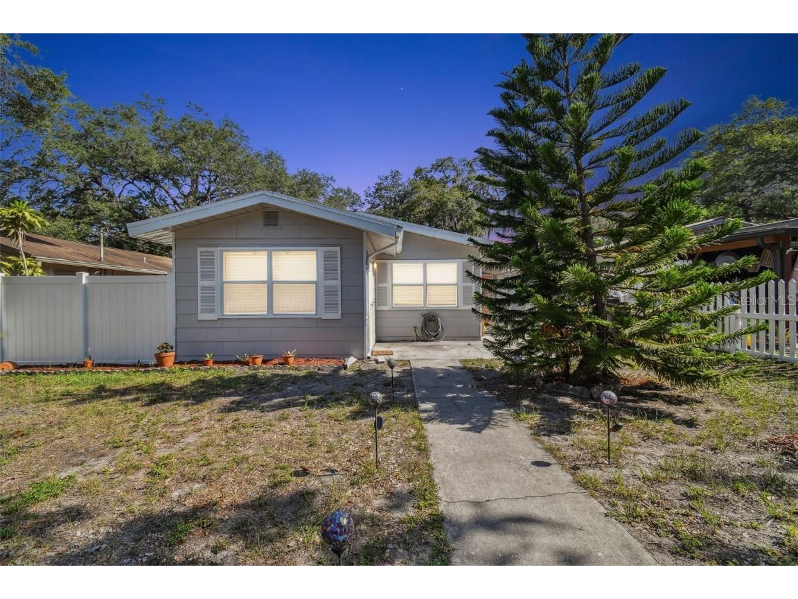 5155 40th Avenue N Saint Petersburg FL 33709 U8201252 image1