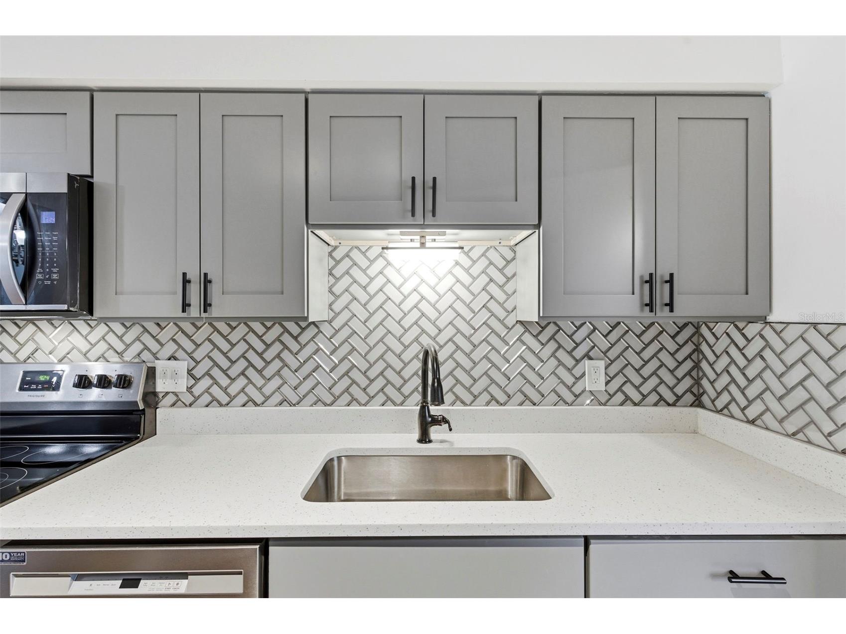 5155 9th Avenue N #104 Saint Petersburg FL 33710 TB8485257 image15