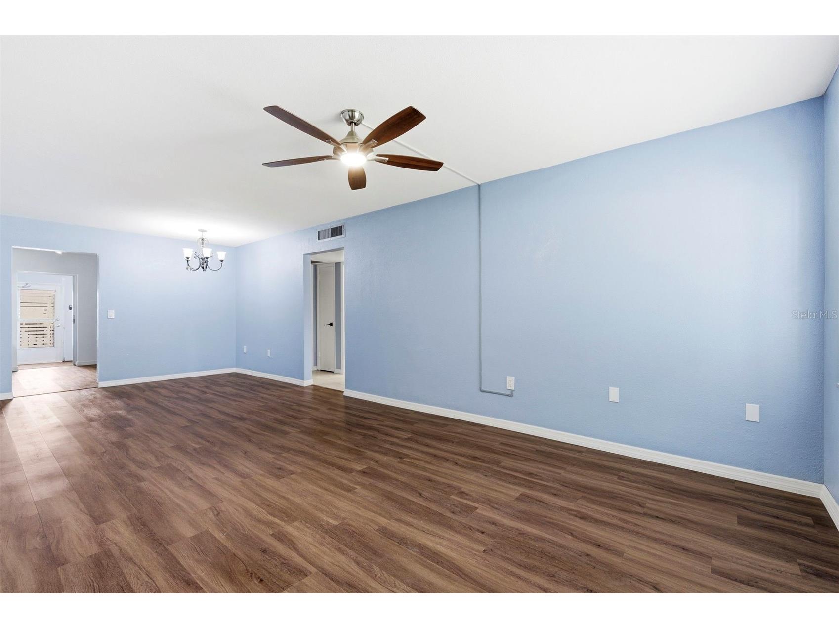 5155 9th Avenue N #104 Saint Petersburg FL 33710 TB8485257 image4