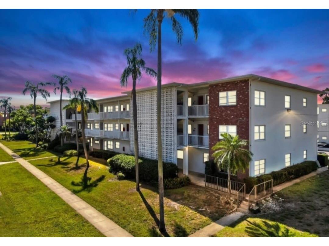 5155 9th Avenue N #112 B Saint Petersburg FL 33710 TB8422662 image1