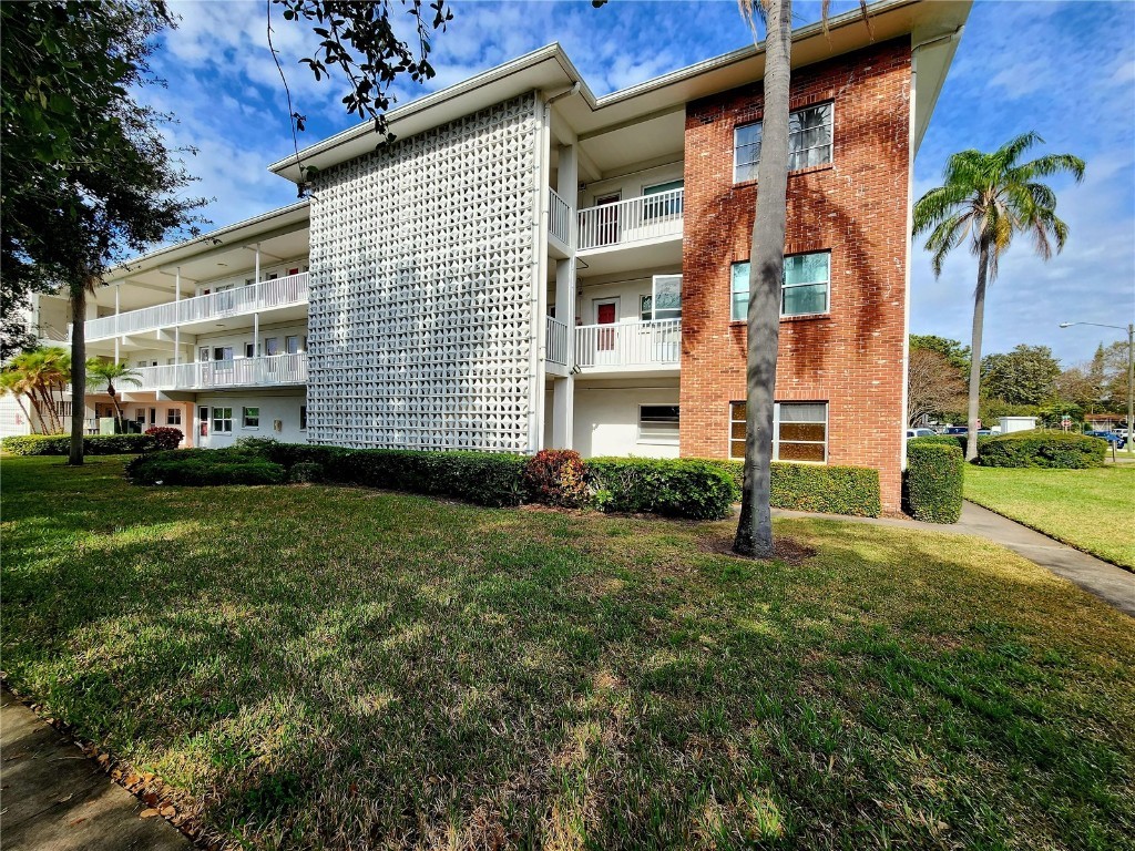 5155 9th Avenue N #112 Saint Petersburg FL 33710 U8233941 image1