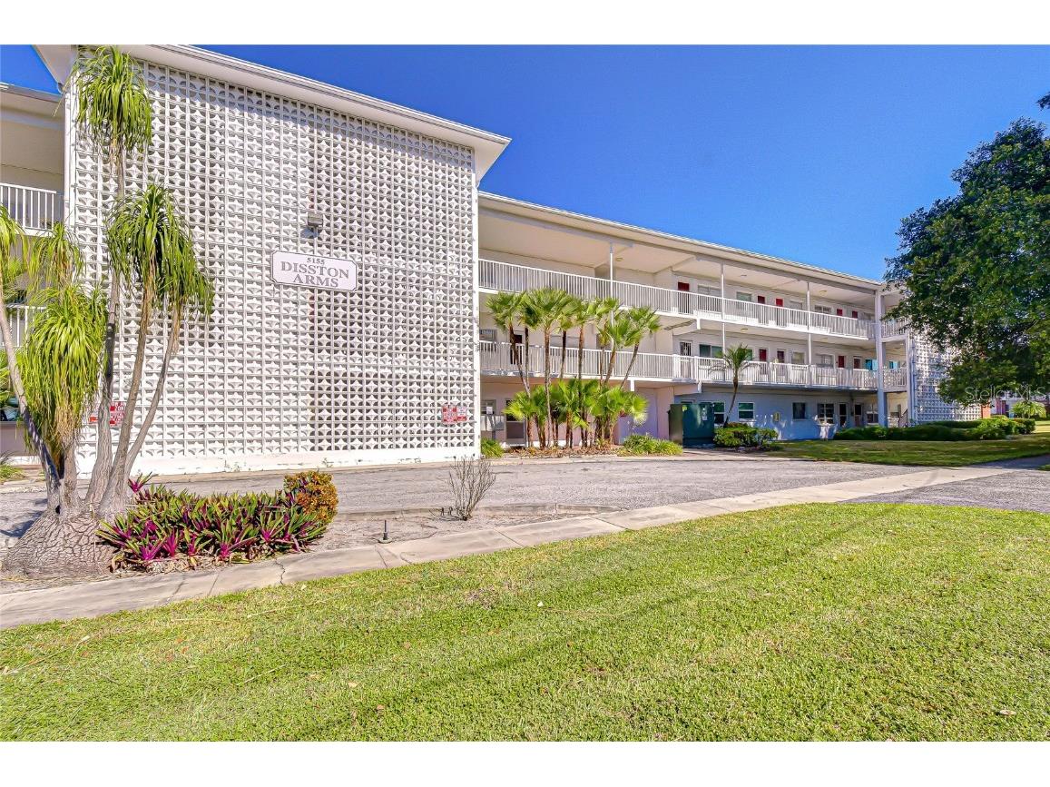 5155 9th Avenue N #205 Saint Petersburg FL 33710 TB8448476 image1
