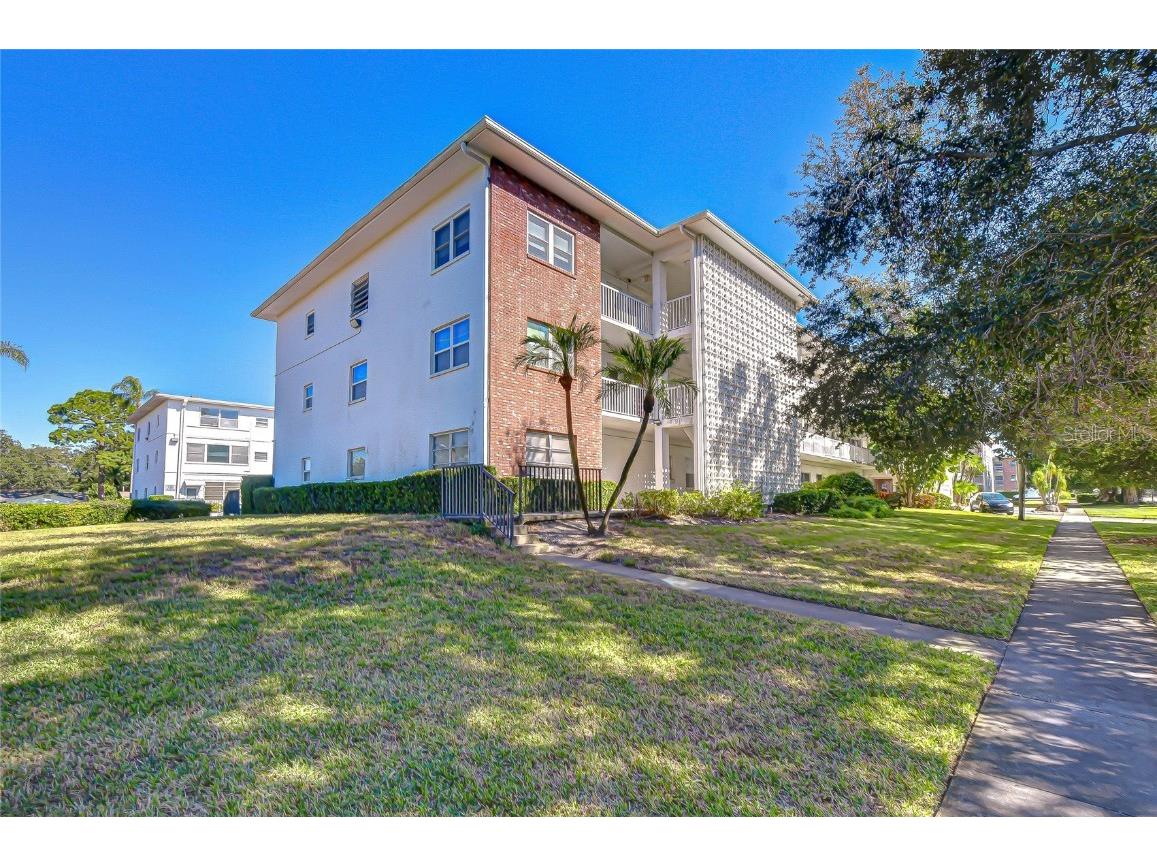 5155 9th Avenue N #205 Saint Petersburg FL 33710 TB8448476 image15