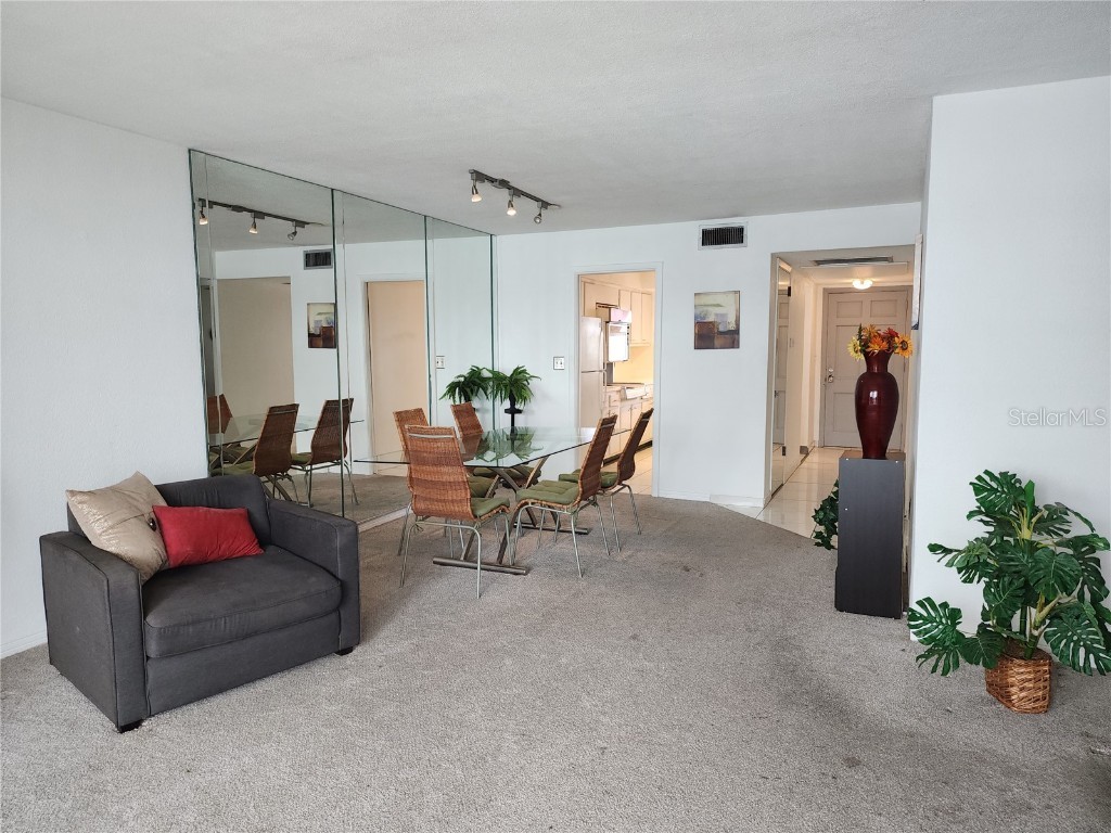 5155 9th Avenue N #206 B Saint Petersburg FL 33710 TB8391283 image3