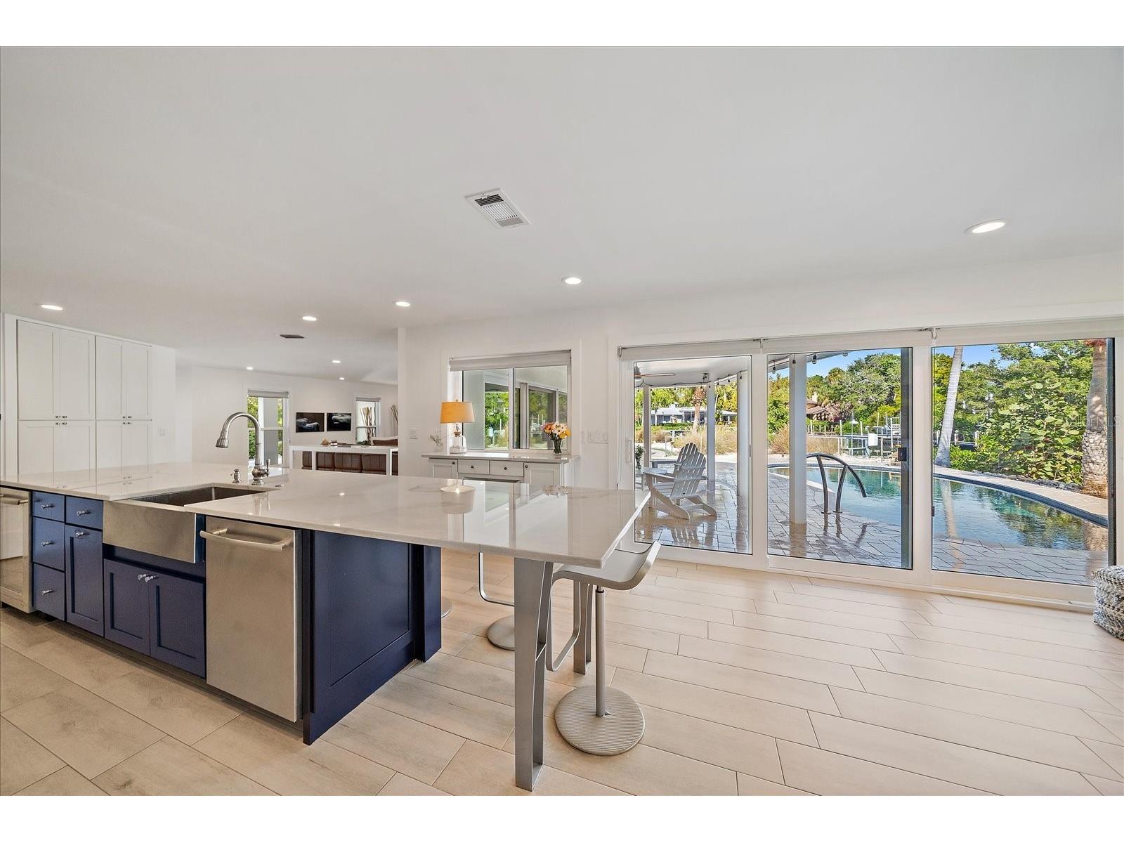 5155 Hidden Harbor Road Sarasota FL 34242 - ROBERTS BAY G5107159 image20