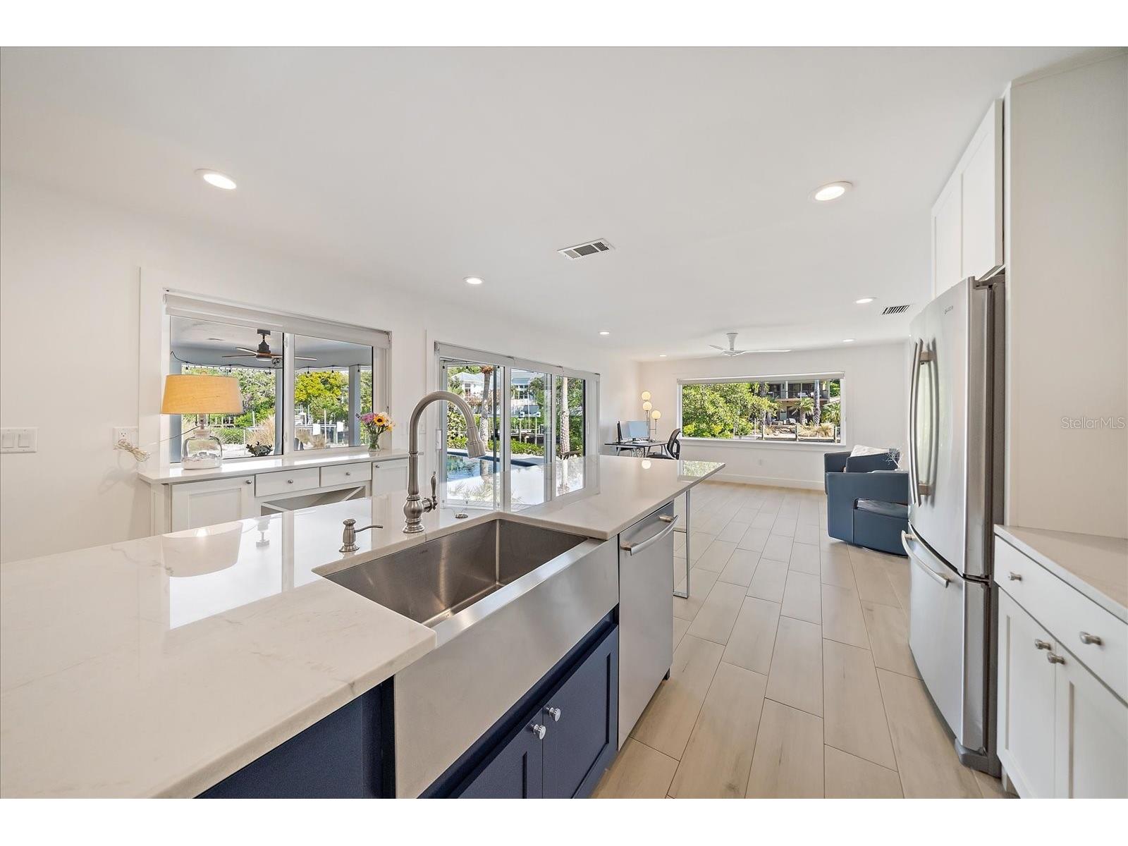 5155 Hidden Harbor Road Sarasota FL 34242 - ROBERTS BAY G5107159 image21