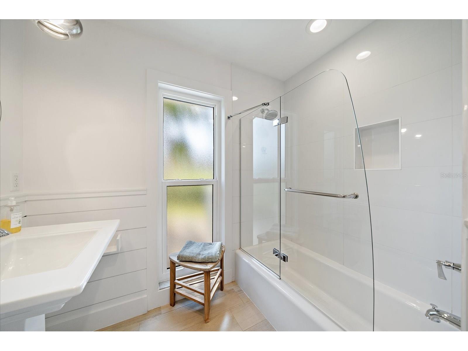 5155 Hidden Harbor Road Sarasota FL 34242 - ROBERTS BAY G5107159 image40