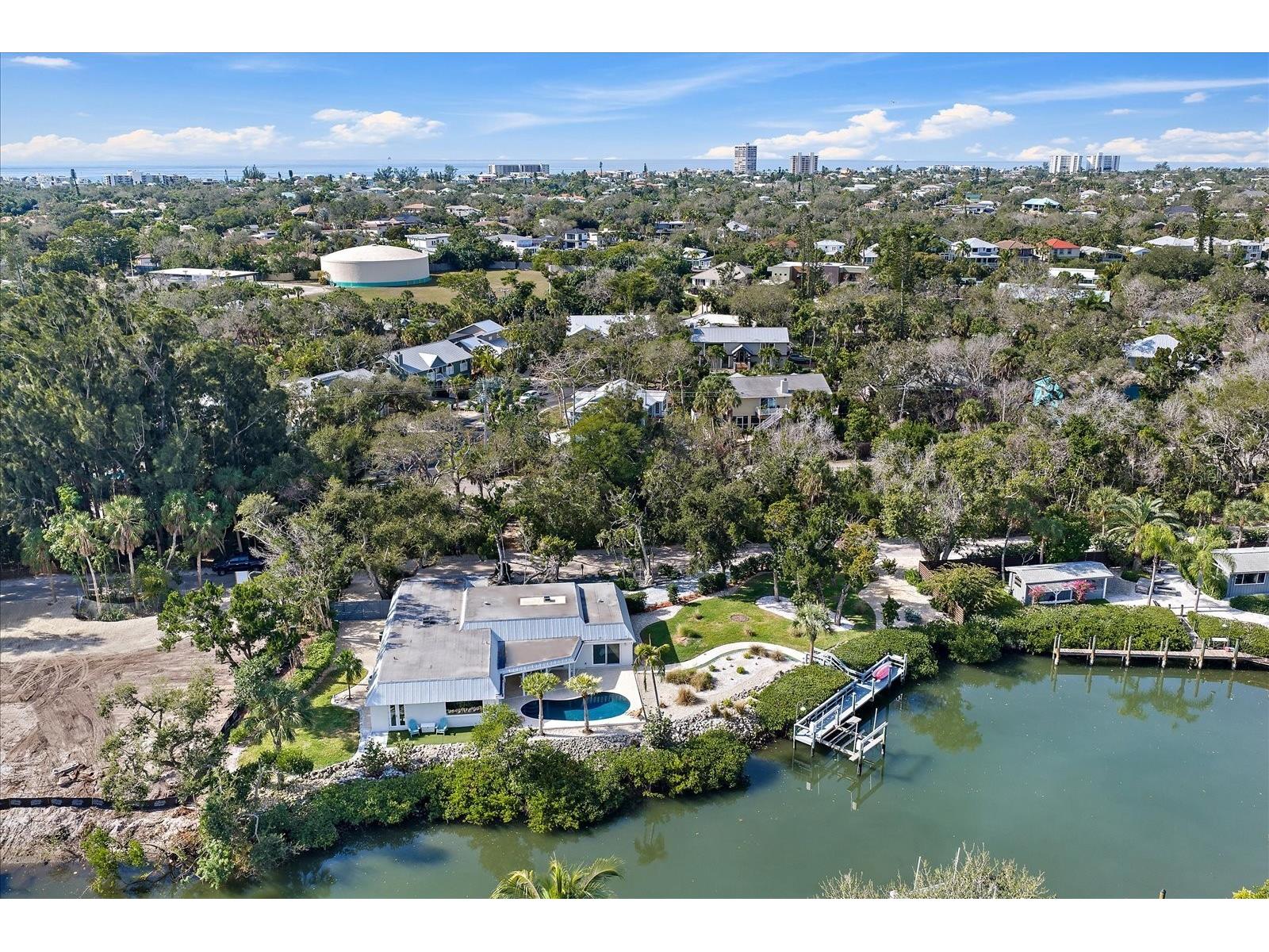 5155 Hidden Harbor Road Sarasota FL 34242 - ROBERTS BAY G5107159 image7