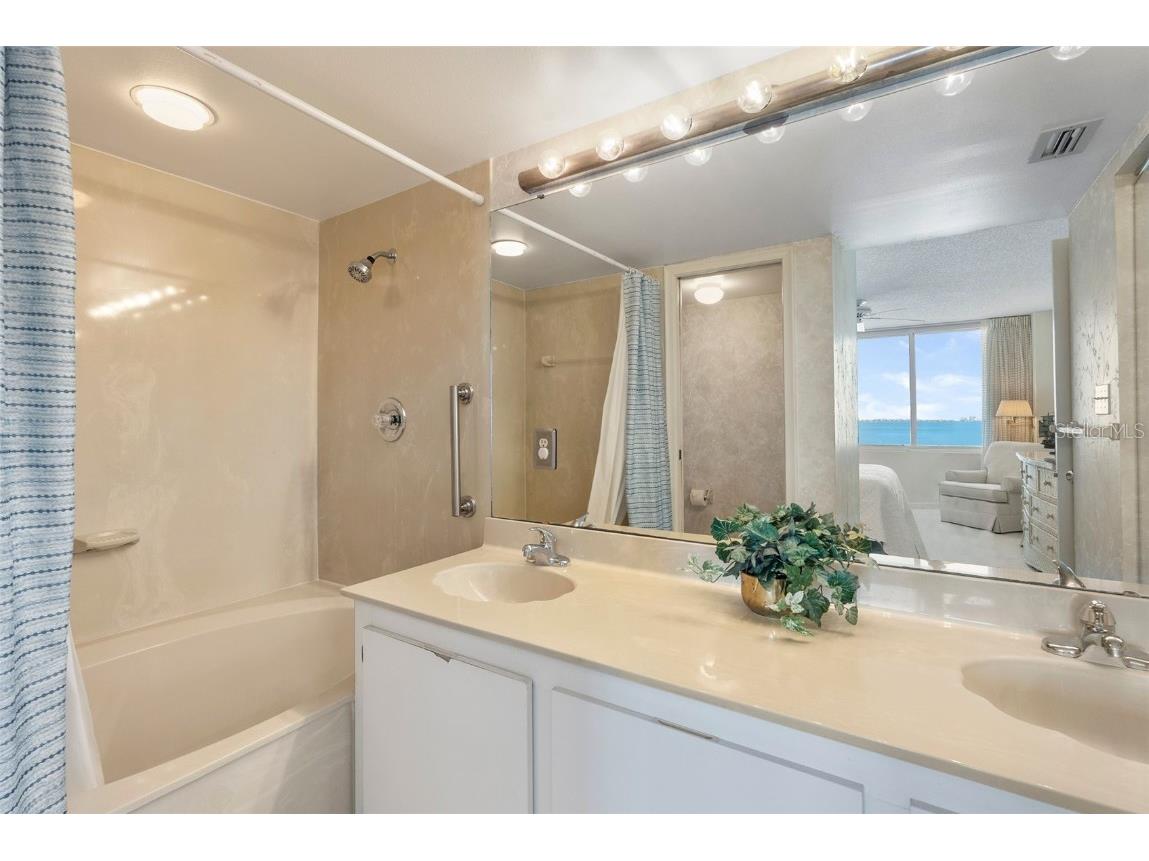 5155 Isla Key Boulevard S #304 Saint Petersburg FL 33715 - BOCA CIEGA TB8376135 image8