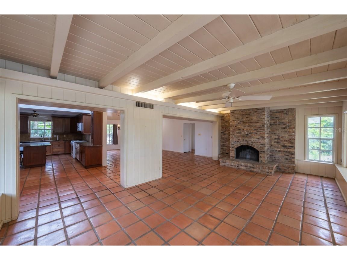 5155 Riverwood Avenue Sarasota FL 34231 - PHILLIPPI CREEK A4676129 image13