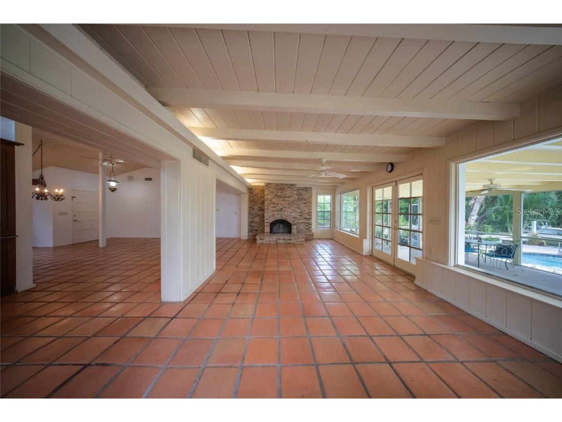 5155 Riverwood Avenue Sarasota FL 34231 - PHILLIPPI CREEK A4676129 image14