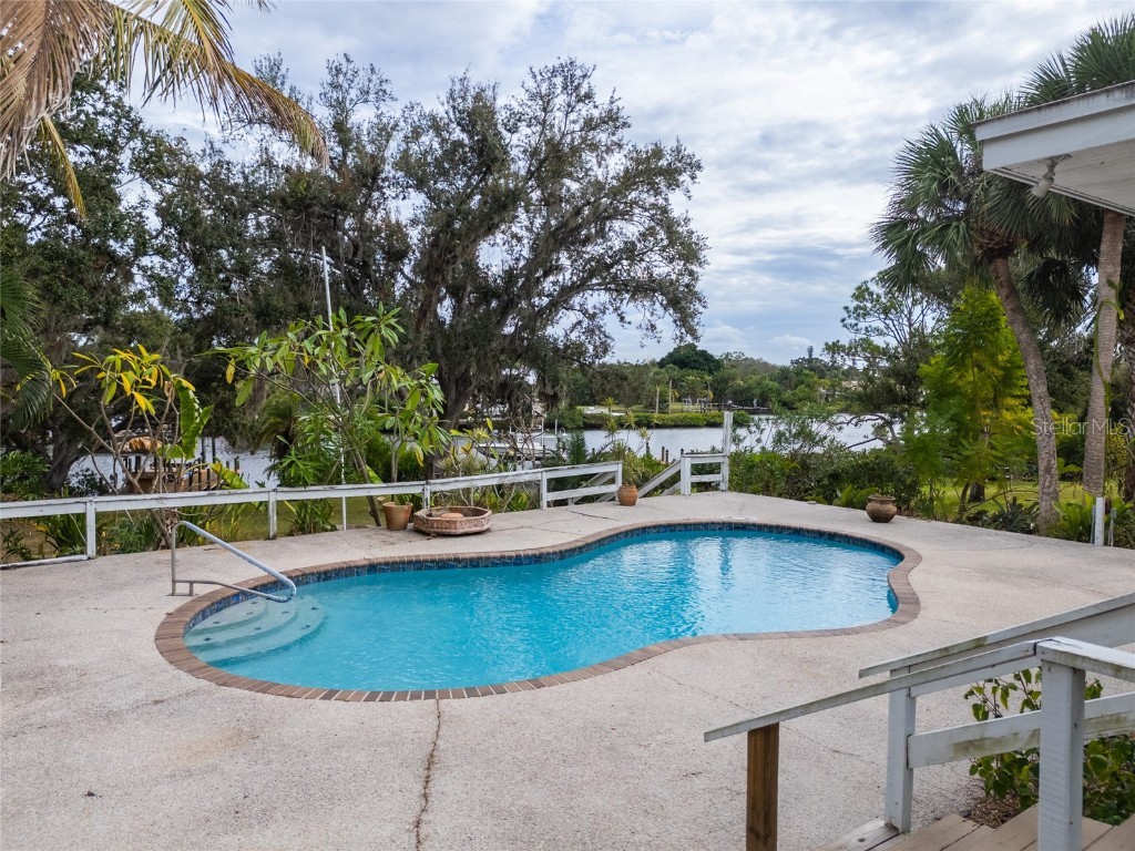 5155 Riverwood Avenue Sarasota FL 34231 - PHILLIPPI CREEK A4676129 image40