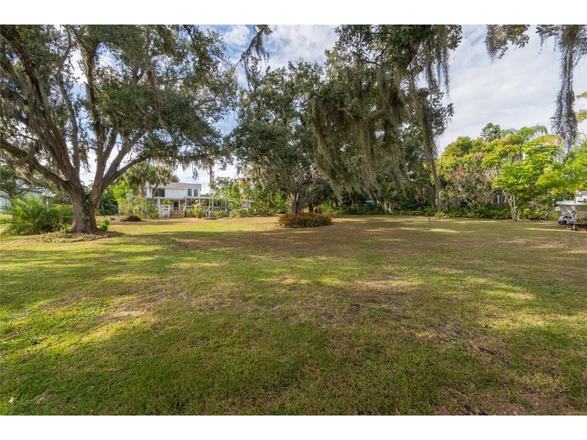 5155 Riverwood Avenue Sarasota FL 34231 - PHILLIPPI CREEK A4676129 image42