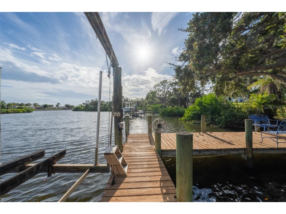 5155 Riverwood Avenue Sarasota FL 34231 - PHILLIPPI CREEK A4676129 image46