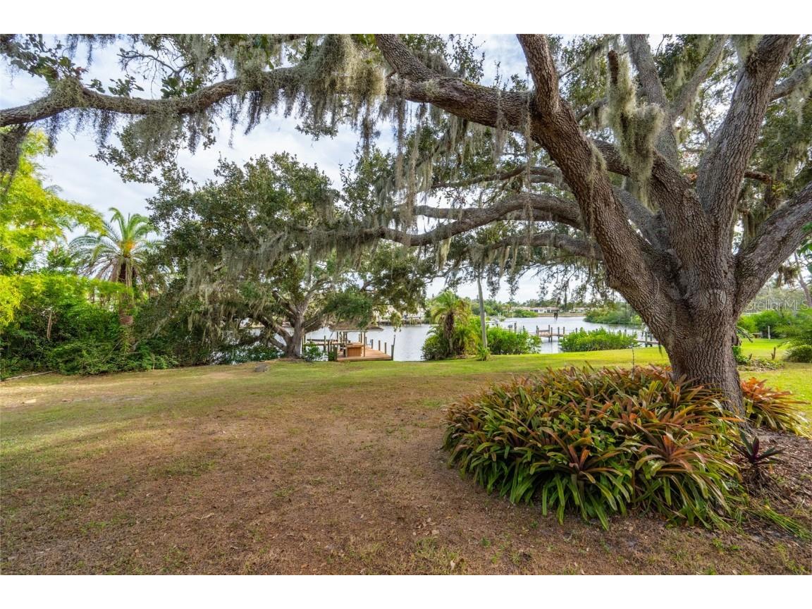 5155 Riverwood Avenue Sarasota FL 34231 - PHILLIPPI CREEK A4676129 image53