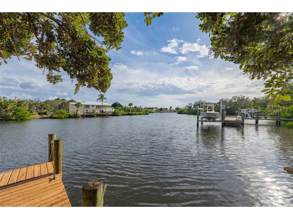 5155 Riverwood Avenue Sarasota FL 34231 - PHILLIPPI CREEK A4676129 image54