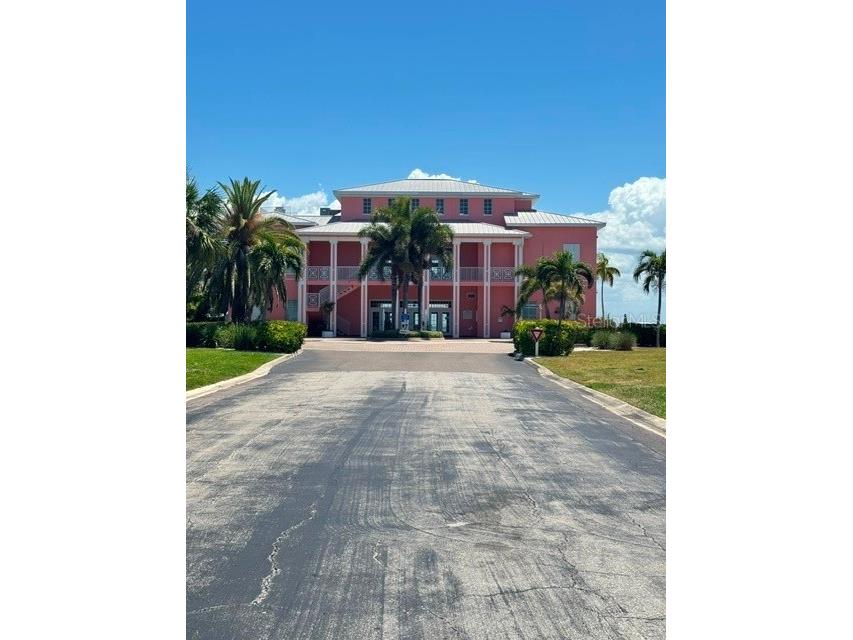 5156 Beach Drive SE #C Saint Petersburg FL 33705 TB8506471 image25