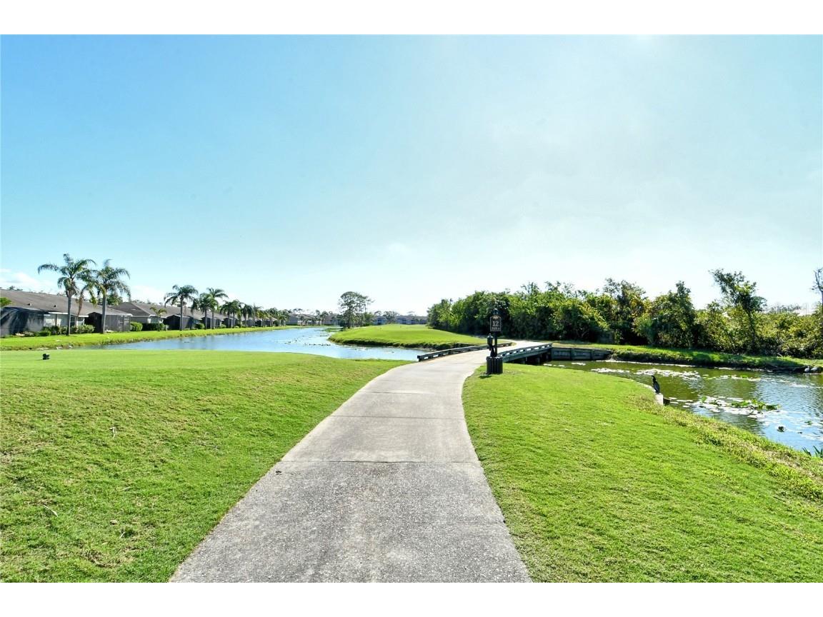 5156 Mahogany Run Avenue Sarasota FL 34241 A4668369 image40