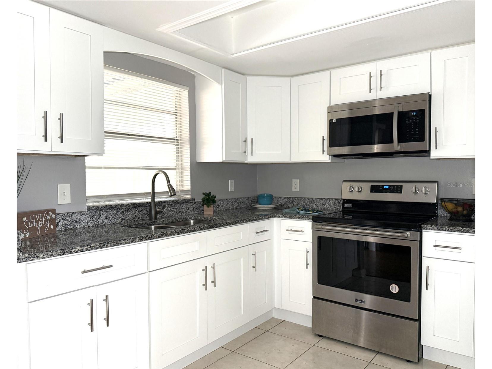 5156 Tennis Court Circle Tampa FL 33617 TB8491809 image10