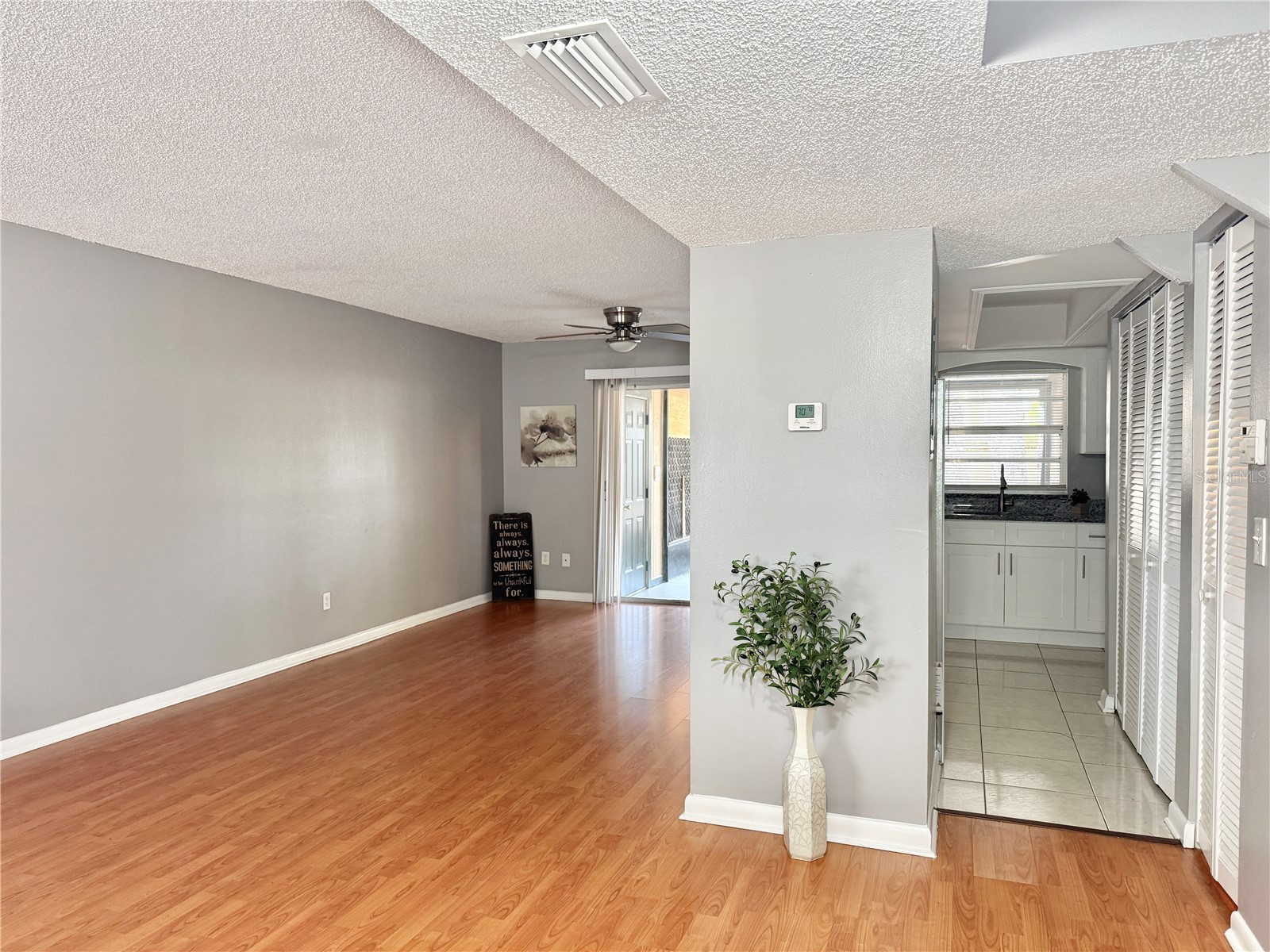 5156 Tennis Court Circle Tampa FL 33617 TB8491809 image2