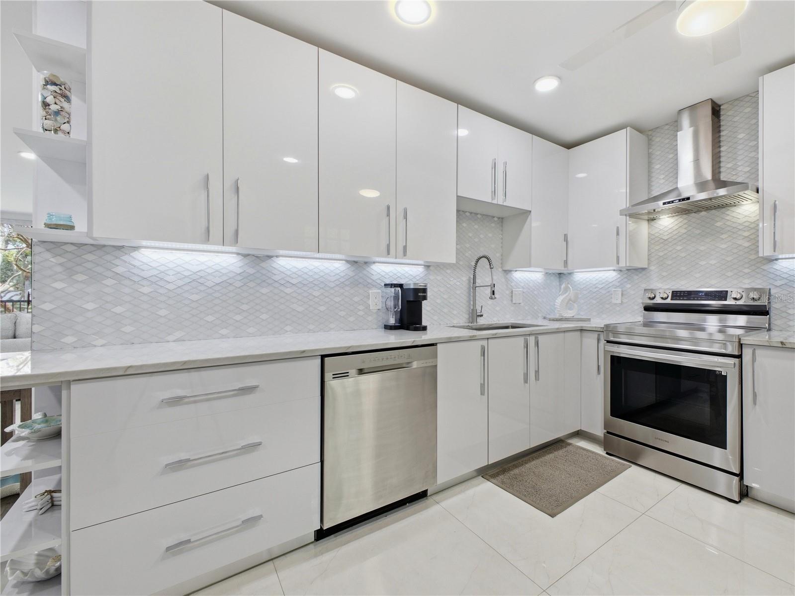 5157 Floria Way #J Boynton Beach FL 33437 O6406809 image14