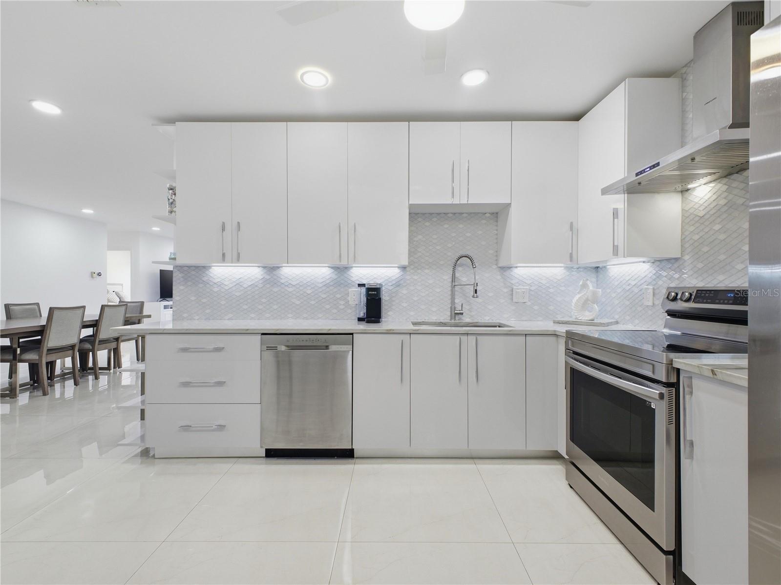 5157 Floria Way #J Boynton Beach FL 33437 O6406809 image15