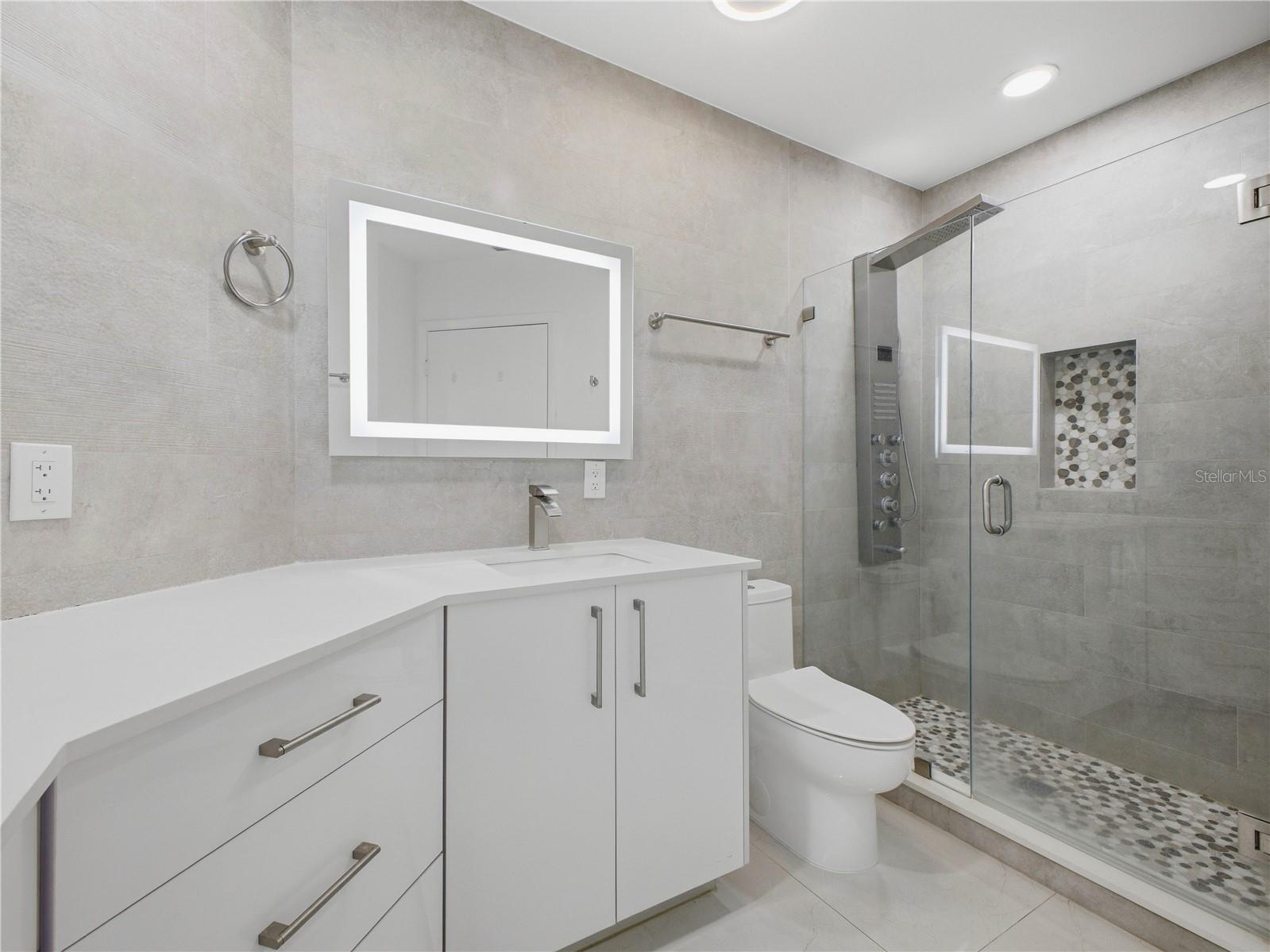 5157 Floria Way #J Boynton Beach FL 33437 O6406809 image17