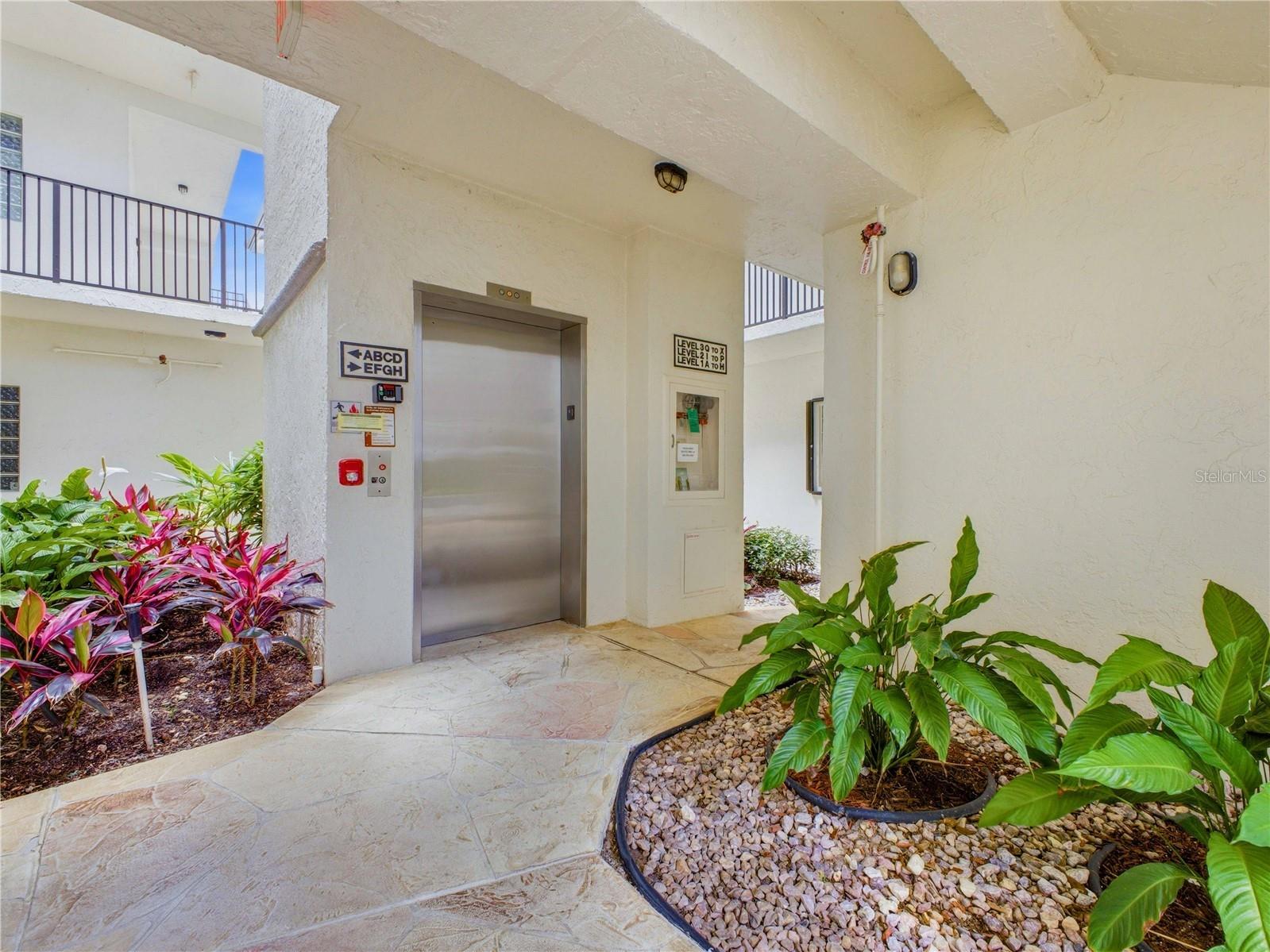 5157 Floria Way #J Boynton Beach FL 33437 O6406809 image3
