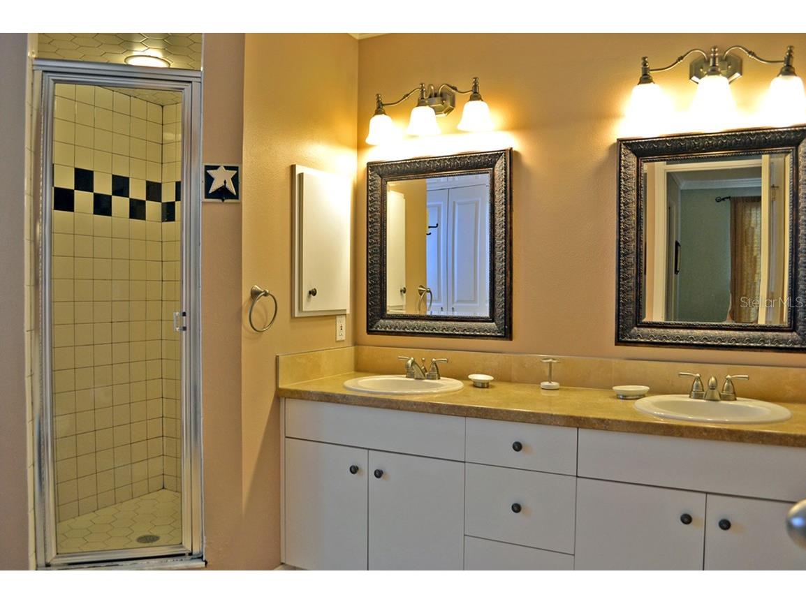 5157 Sandy Beach Avenue Sarasota FL 34242 A4689130 image14