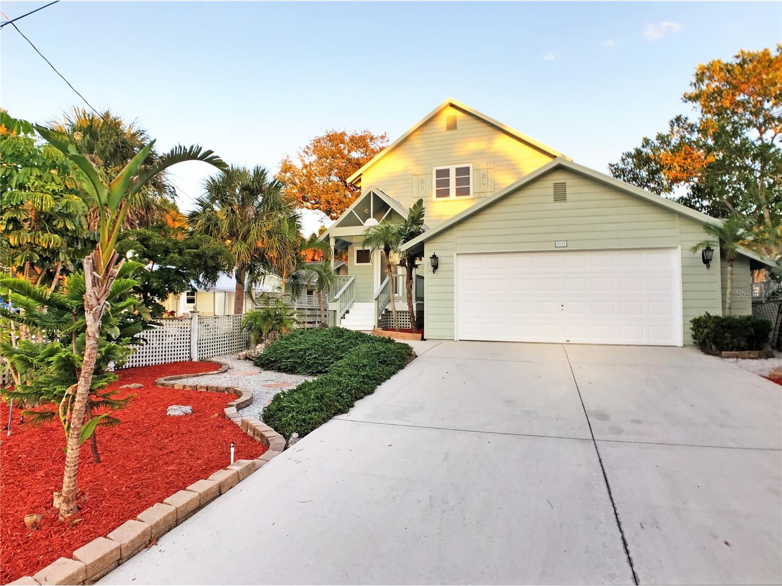 5157 Sandy Beach Avenue Sarasota FL 34242 A4689130 image3
