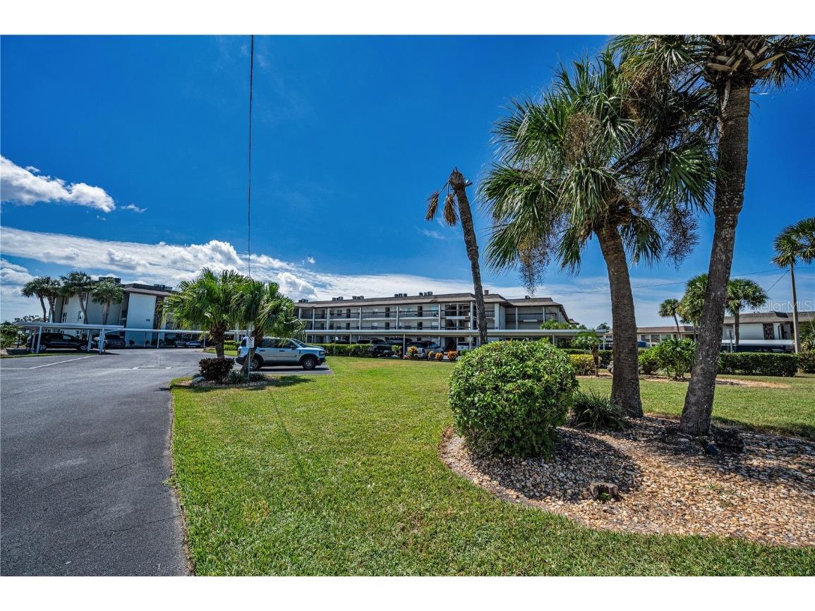 5157 Silent Loop #206 New Port Richey FL 34652 - GULF HARBOR TO GULF OF MEXICO TB8432744 image76