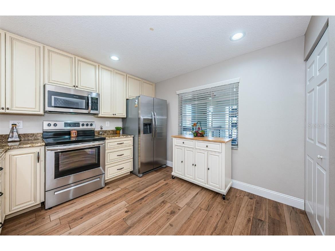 5157 Silent Loop #301 New Port Richey FL 34652 - FLORAMAR CHANNEL TB8382999 image24