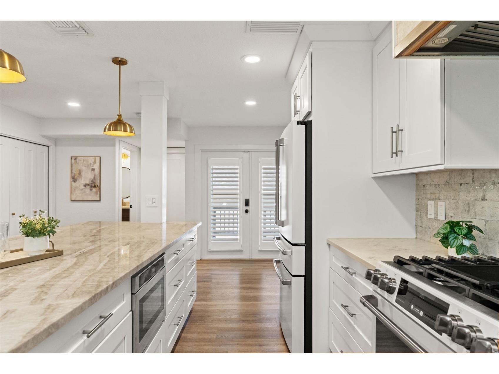 516 36th Avenue N Saint Petersburg FL 33704 TB8513049 image18