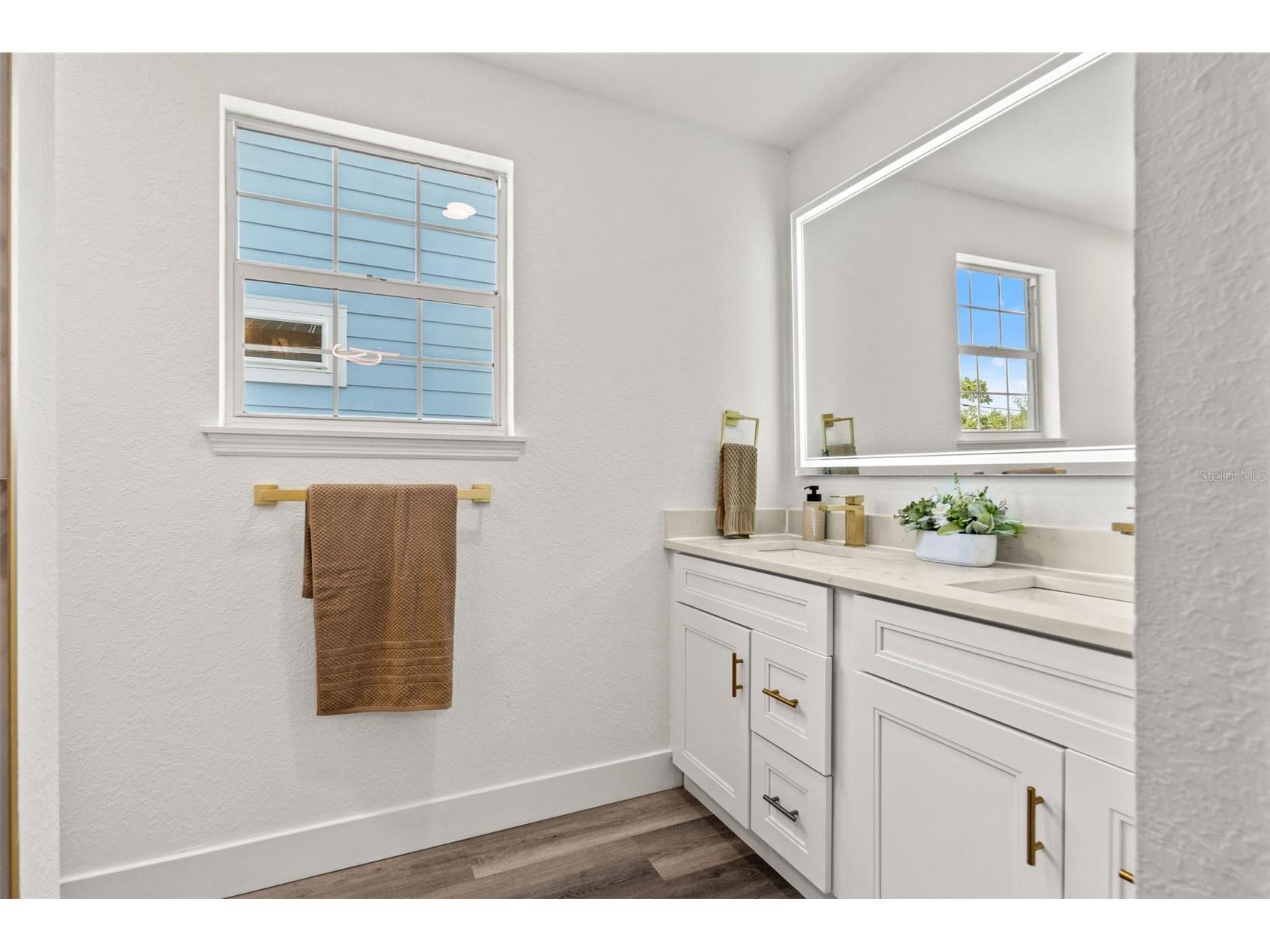 516 36th Avenue N Saint Petersburg FL 33704 TB8513049 image26