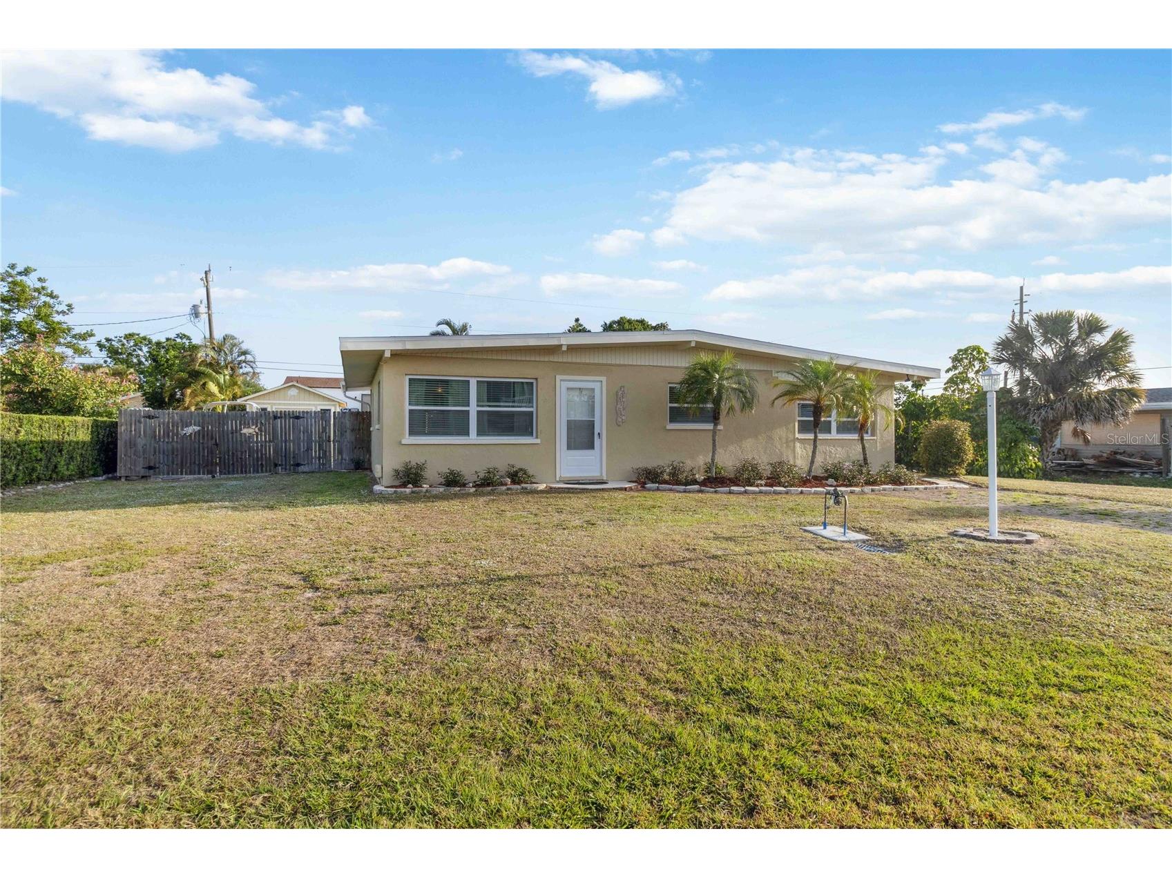 516 45th Street Court W Palmetto FL 34221 A4647712 image2