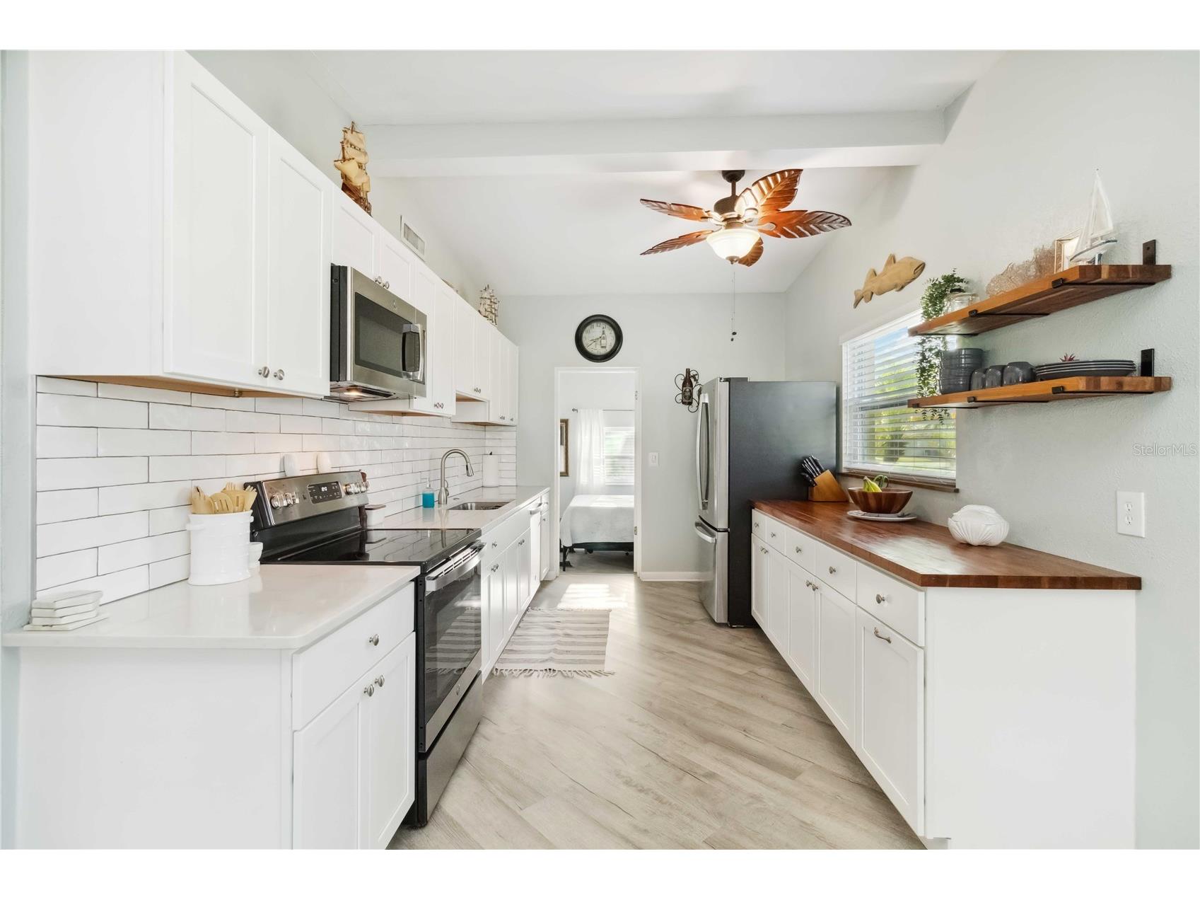 516 45th Street Court W Palmetto FL 34221 A4647712 image6