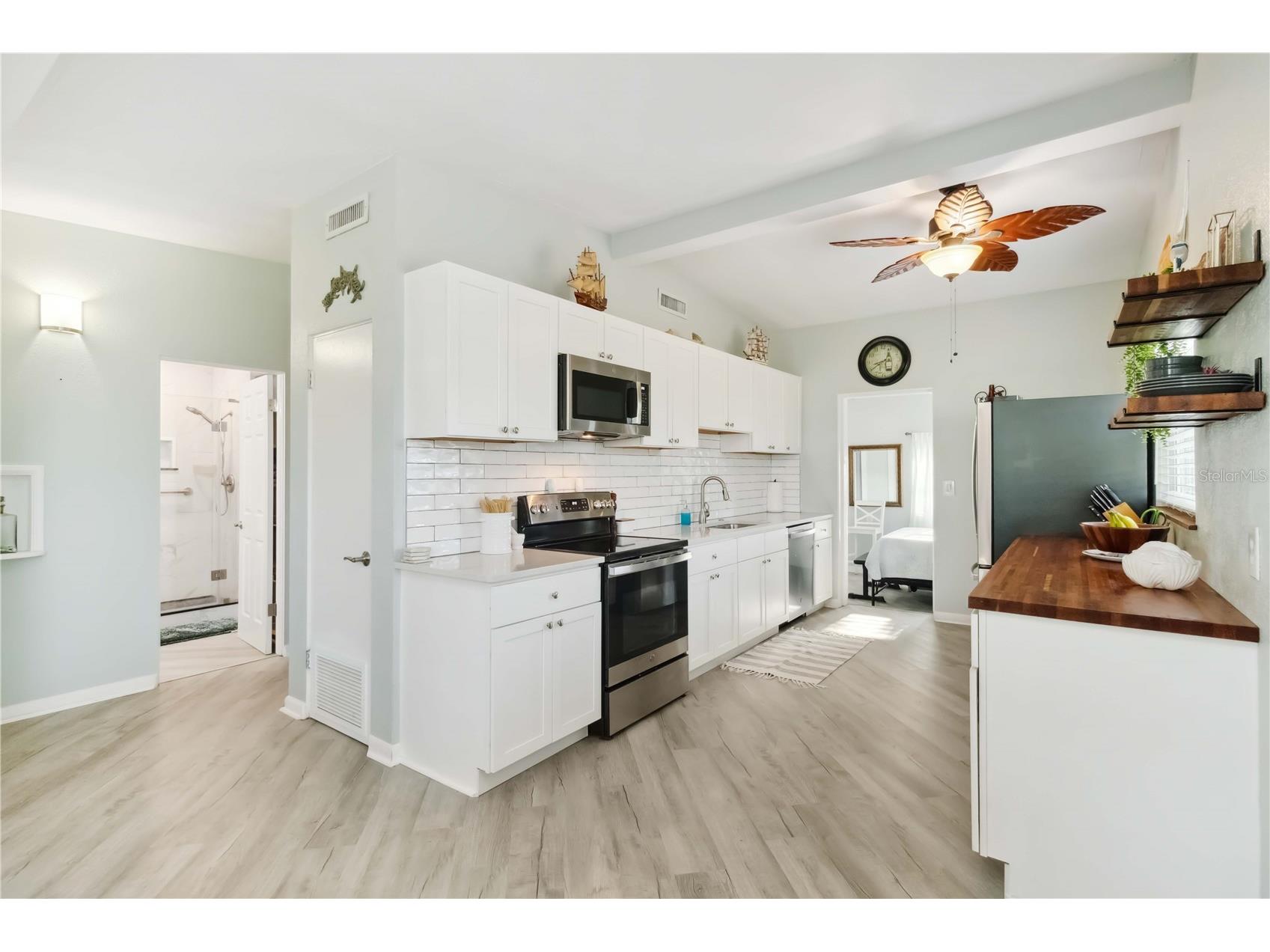 516 45th Street Court W Palmetto FL 34221 A4647712 image7