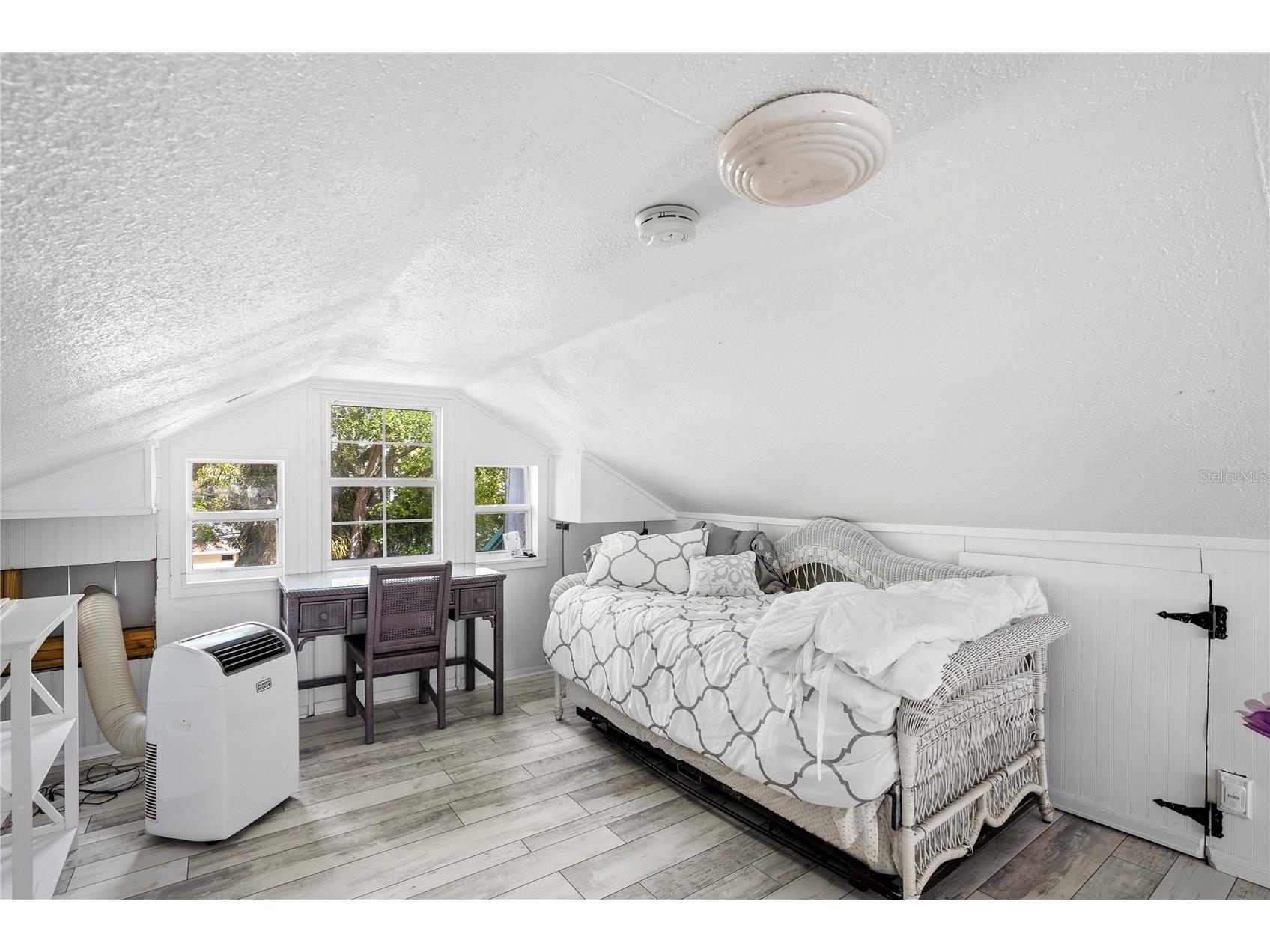 516 5th Avenue N Safety Harbor FL 34695 TB8493108 image37