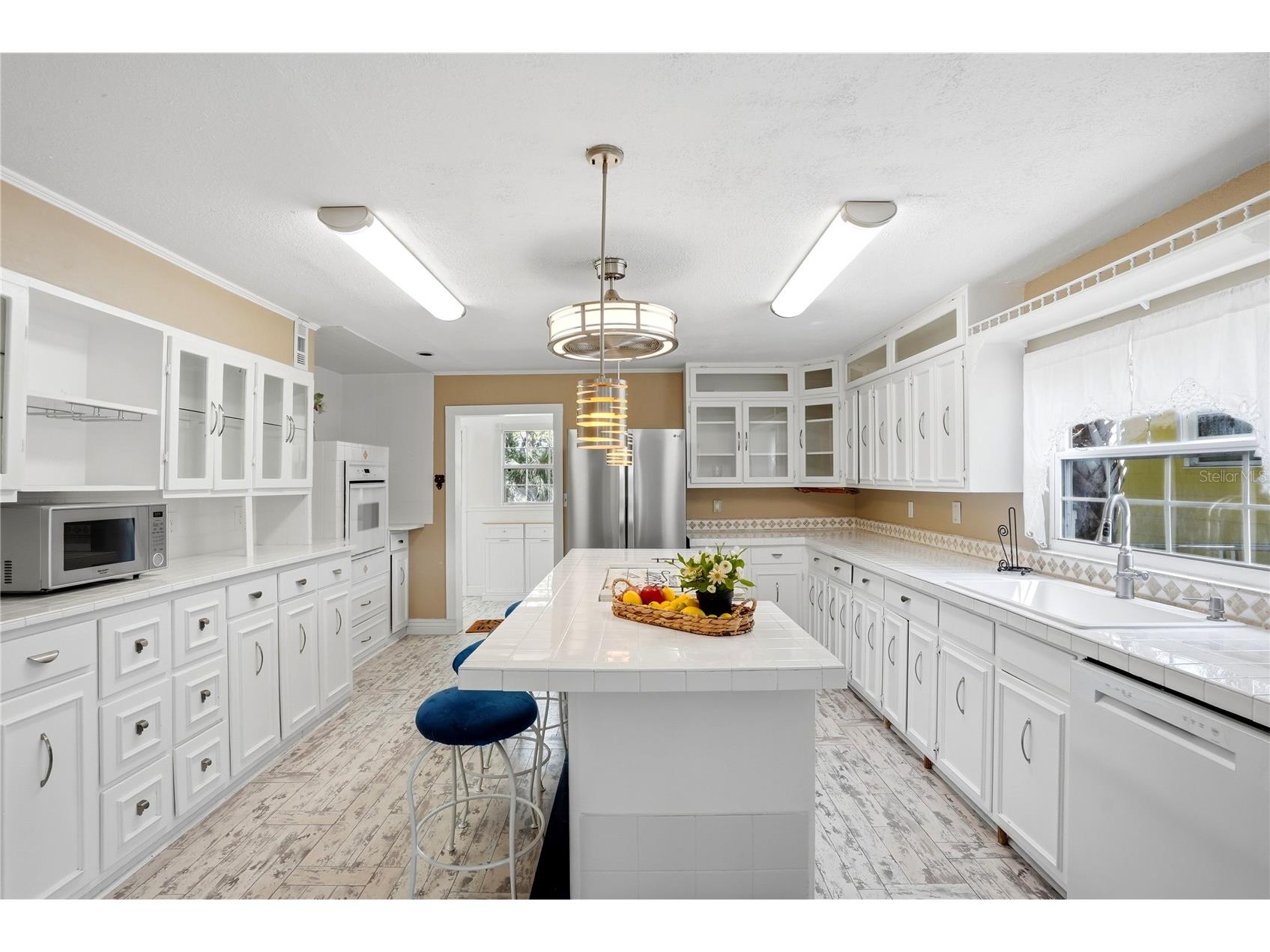 516 5th Avenue N Safety Harbor FL 34695 TB8493108 image8