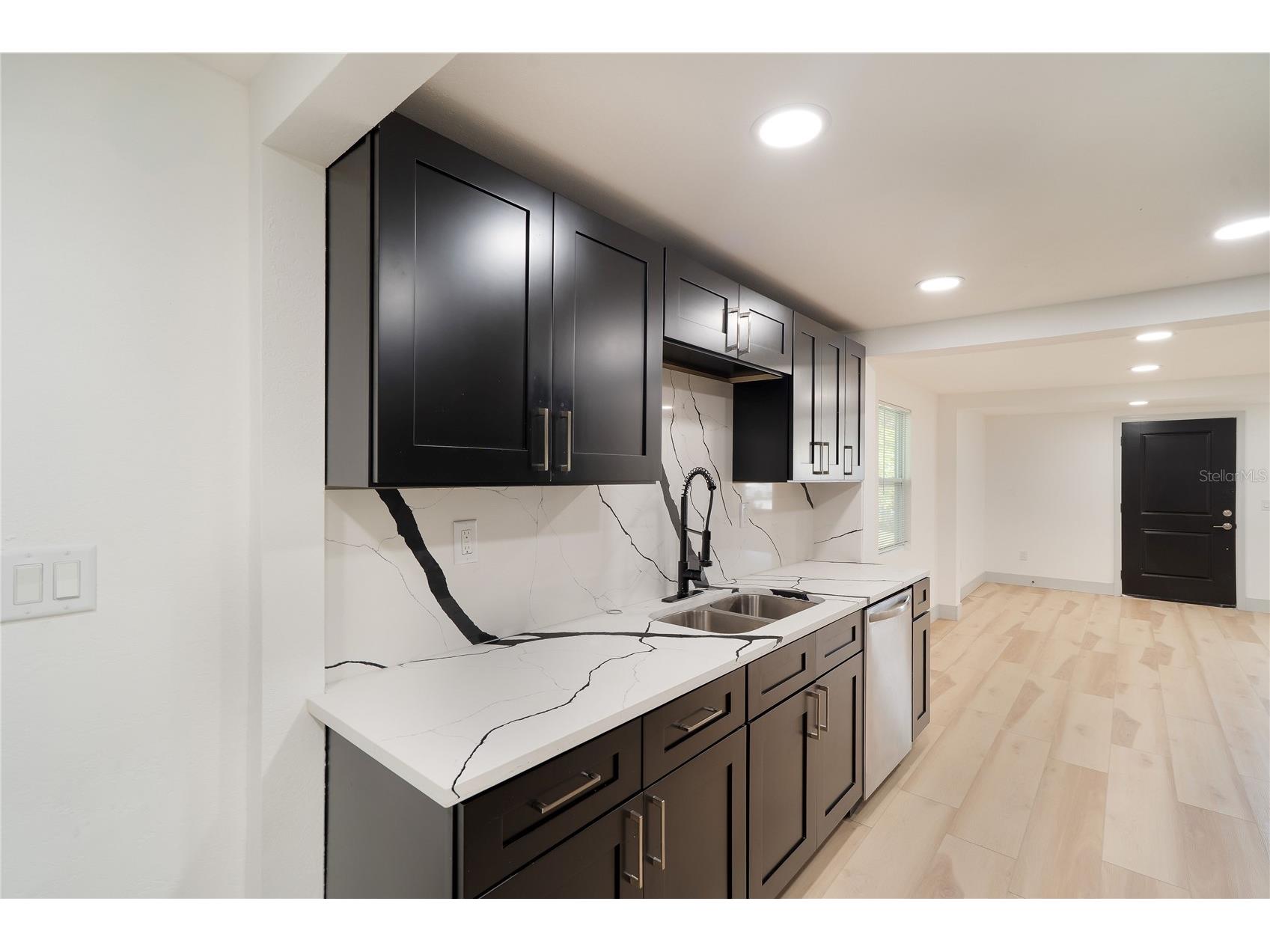 516 5th Avenue NE Largo FL 33770 TB8504972 image11