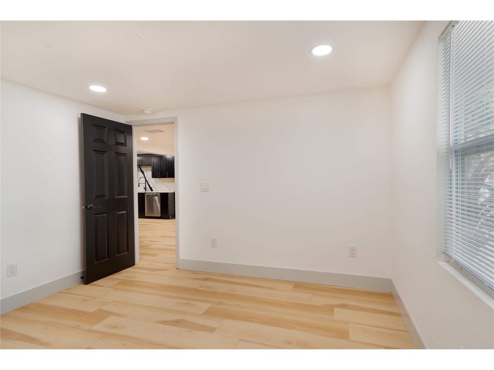 516 5th Avenue NE Largo FL 33770 TB8504972 image23