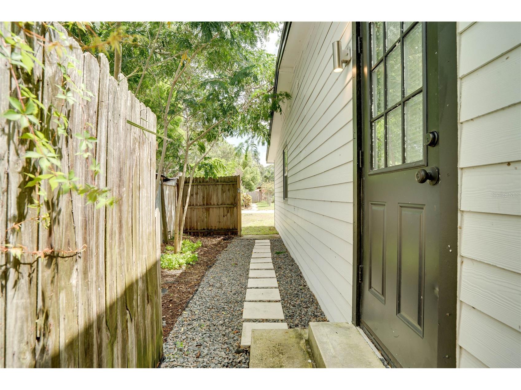 516 5th Avenue NE Largo FL 33770 TB8504972 image7
